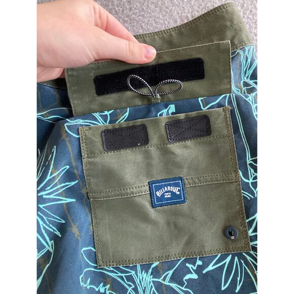 Billabong Swim Trunks 38 Hawaiian Floral Drawstring Recycler Pro Blue Shorts - Picture 4 of 13